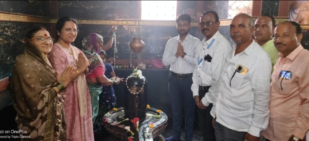 हिमायतनगर तहसीलदार पदी आदिनाथ शेंडे रुजू... 2 IMG 20230717 171058